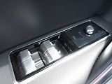 Jaguar F-Pace 2,0 R-Dynamic SE D200 4x4 - náhled 14