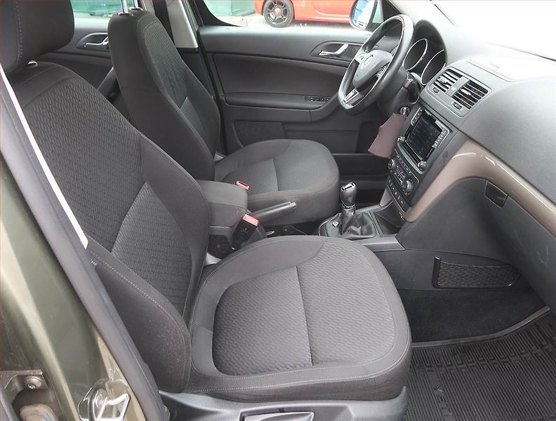 Škoda Yeti (2016) Outdoor 2.0 TDI, 4X4 - fotka 9 z 18