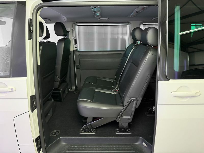 Volkswagen Caravelle 2.0 TDI 146 KW DSG 4MOTION HIG - fotka 12 z 22