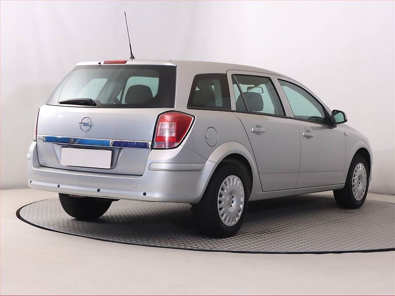 Opel Astra (2012) 1.6 16V, Serv.kniha, po STK - fotka 5 z 15