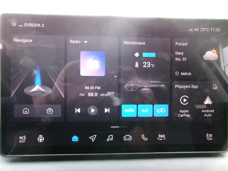 MG MG4 URBAN EV Preimum 54kWh - fotka 4 z 17