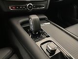 Volvo V90 CC B4 AWD BRIGHT PLUS AUT CZ - náhled 26