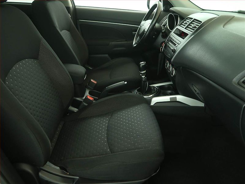 Mitsubishi ASX (2010) 1.8 DI-D MIVEC, Xenony - fotka 9 z 15