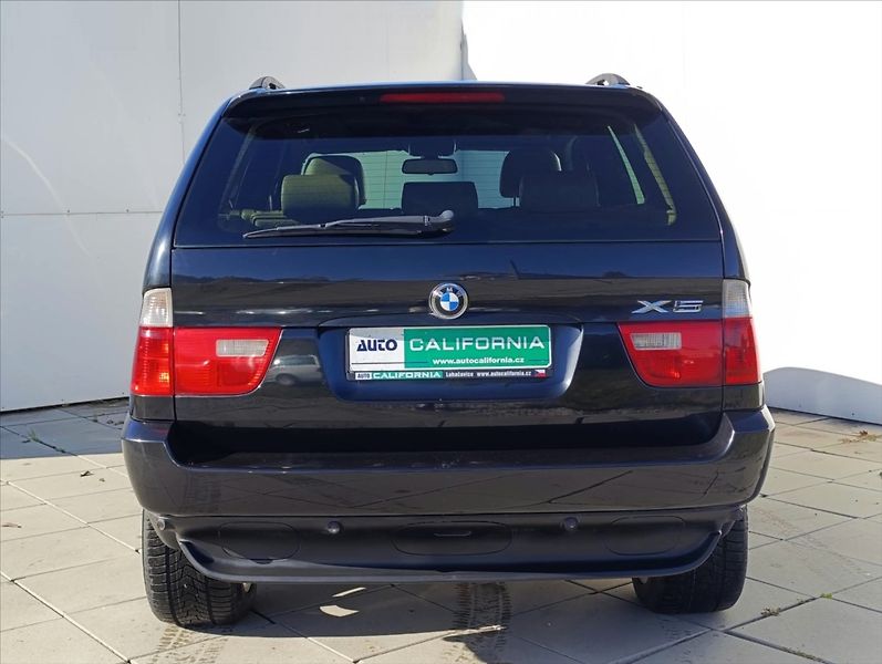 BMW X5 3,0 d 4x4 Automat Kůže Tažné - fotka 8 z 35