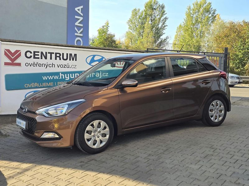 Hyundai i20 1.2-1MAJITEL-PRAV.SERVIS-KLIMA - fotografie inzerátu