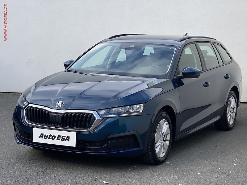 Škoda Octavia (2020) 2.0 TDi, 2.maj,ČR, Ambition - fotka 3 z 17