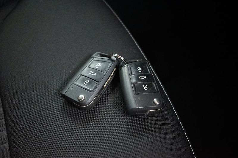 Škoda Kamiq 1.5 TSI MONTE CARLO*TAŽNÉ*ČR* - fotka 37 z 47