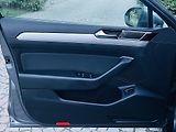 Volkswagen Passat 2.0TDI MANUÁL VÝHŘEV KAMERA - náhled 30