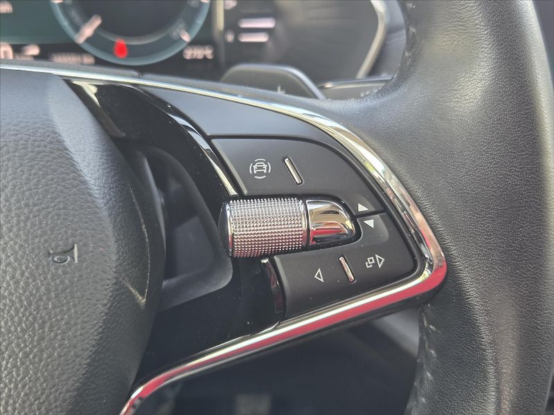 Škoda Octavia 1,5 eTSi DSG Style NEHAVAR. ČR - fotka 15 z 22