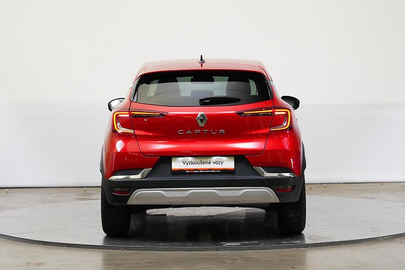 Renault Captur - fotka 6 z 24