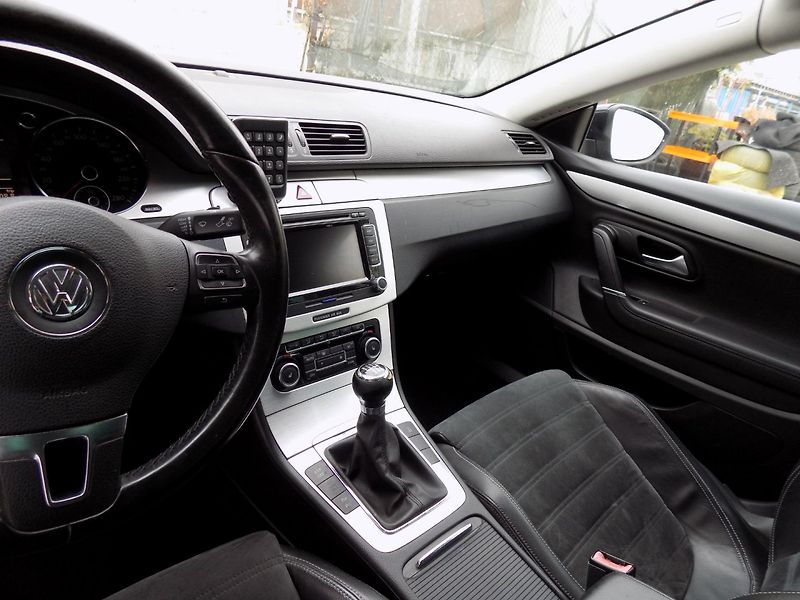 Volkswagen Passat CC (2008) 2.0TDI/Highline/NAVI/Bi-xenon/ - fotka 24 z 37