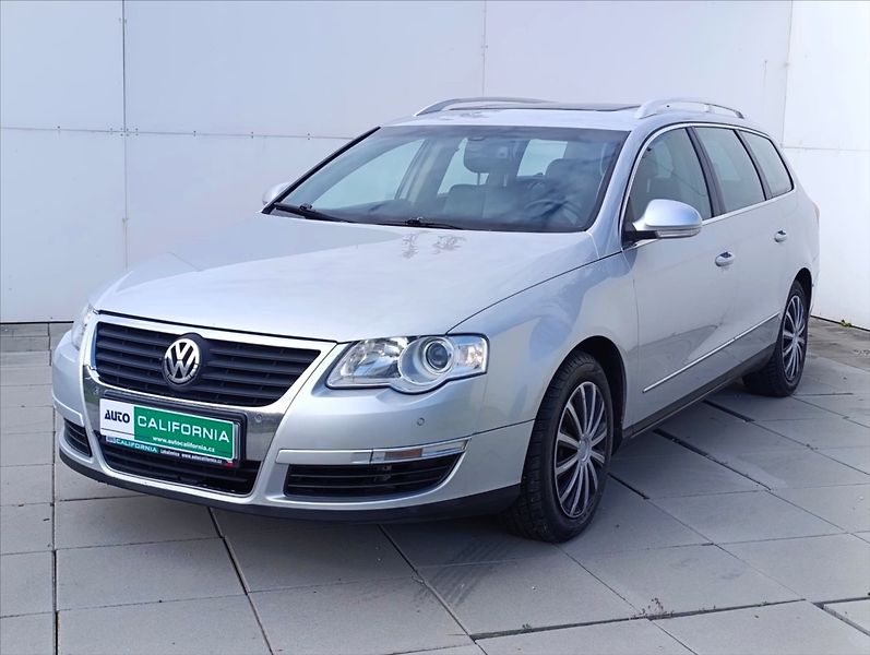 Volkswagen Passat 2,0 TDi Kůže Navigace Tažné - fotka 2 z 37