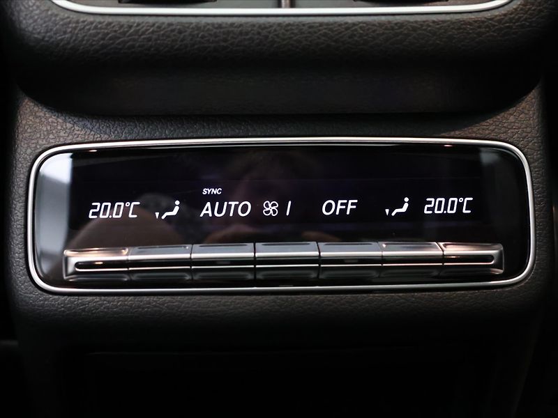 Mercedes-Benz GLE 2,0 350de 4M CZ AMG DPH - fotka 33 z 42