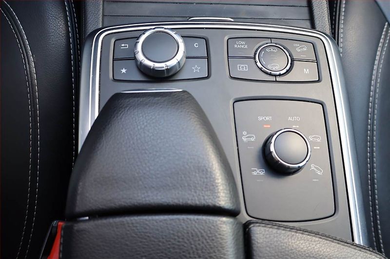 Mercedes-Benz Třídy M (2014) ML 350 BlueTEC, 4X4, Automat - fotka 22 z 28