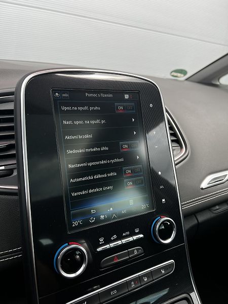 Renault Grand Scénic 1.3TCe 117kW Aut. BOSE LED - fotka 18 z 25
