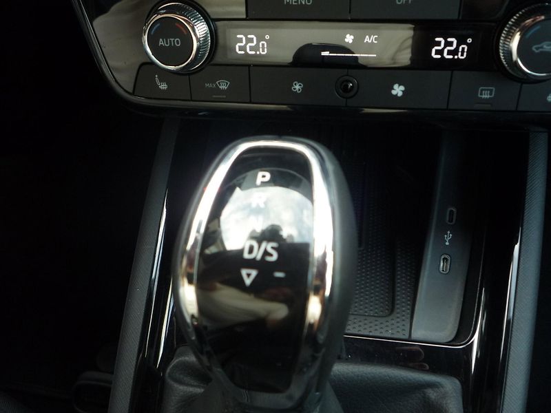 Škoda Scala (2025) 1,0TSi 85kW DSG MONTE CARLO - fotka 11 z 24