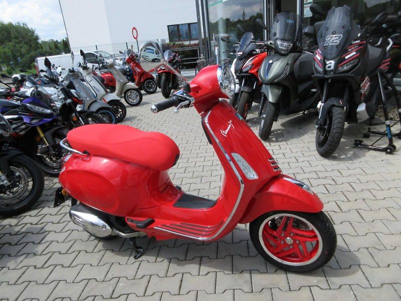 Vespa (2026) Primavera 125 RED e5+ - fotka 3 z 13