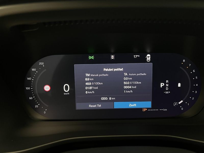 Volvo XC40 (2026) B4 PLUS BLACK EDITION AUT - fotka 25 z 37