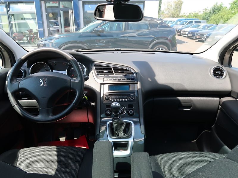 Peugeot 5008 2,0 HDi,110kW,NovéČR,7míst - fotka 15 z 31
