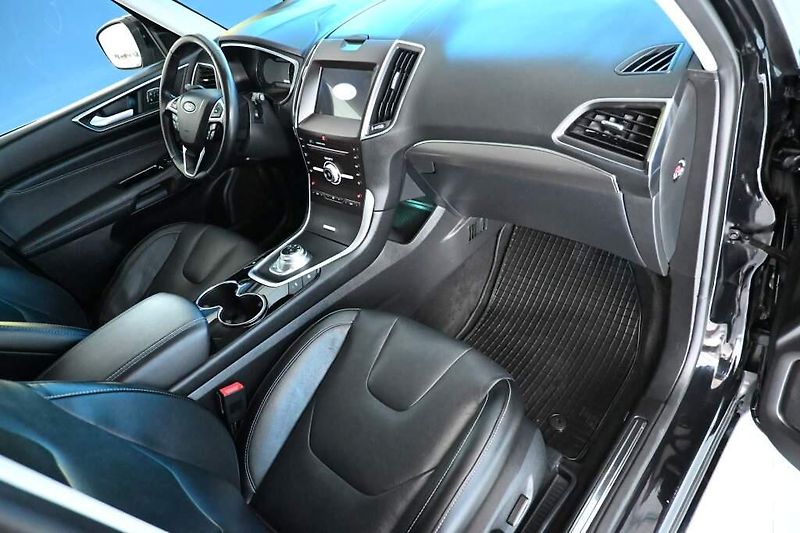 Ford S-MAX (2023) 2.5 LED SONY ACC Tažné FHEV Ti - fotka 10 z 38