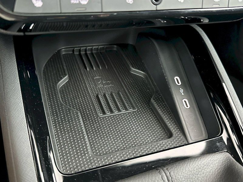Škoda Kamiq (2025) DSG 1.0TSI 85kW Monte Carlo - fotka 23 z 33