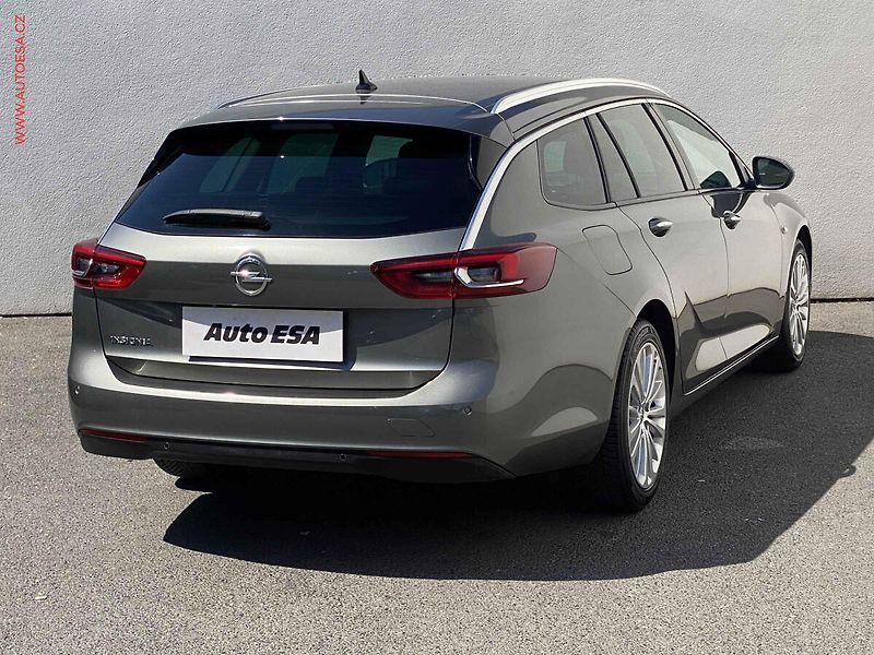 Opel Insignia (2019) 2.0 CDTI, autoAC - fotka 4 z 17