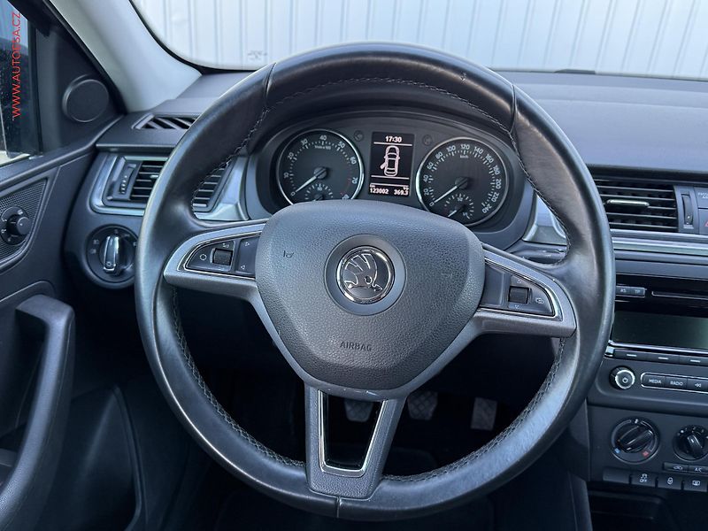 Škoda Rapid (2014) 1.2TSi, 2.maj,ČR, Fresh - fotka 12 z 16