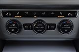 Volkswagen Passat 2.0 TDi CR DSG COMFORTLINE, TZ - náhled 30