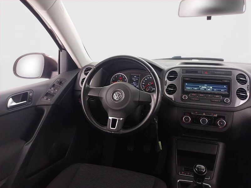 Volkswagen Tiguan (2011) 1.4 TSI, Serv.kniha, Xenony - fotka 7 z 17