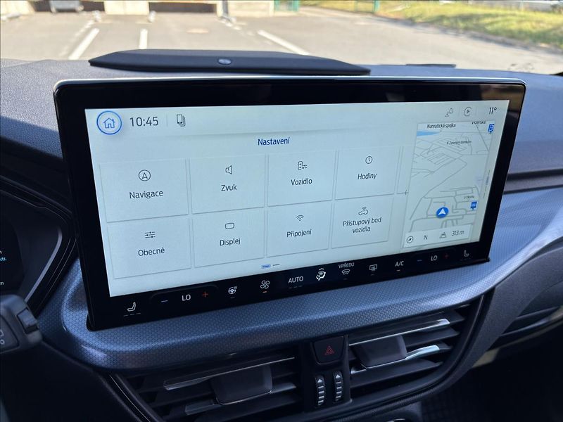 Ford Kuga 2,5 HEV 111kW Blue Cruise - fotka 34 z 49