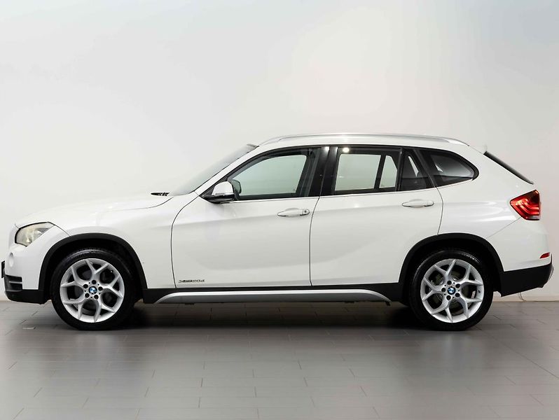 BMW X1 xDrive20d - fotka 2 z 22