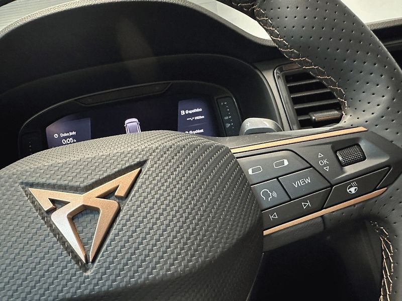 Cupra Ateca (2026) 1.5 TSI 150k DSG *TAŽNÉ* - fotka 14 z 21
