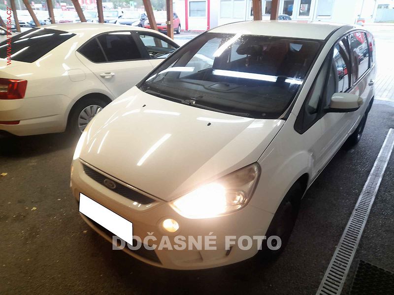 Ford S-MAX (2009) 2.5T, autoAC - fotka 1 z 3