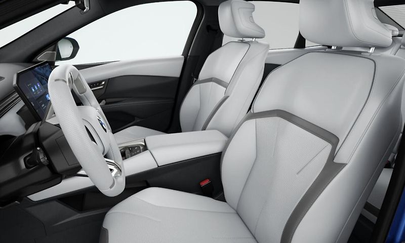 BMW Řada 3 i3 xDrive 50 - fotka 3 z 4