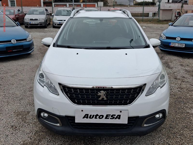 Peugeot 2008 (2017) 1.2PT, ČR, servis.kniha - fotka 2 z 20