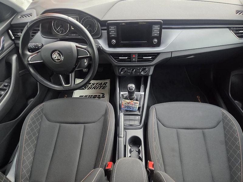 Škoda Kamiq (2020) 1.0 TSI  - fotka 6 z 8