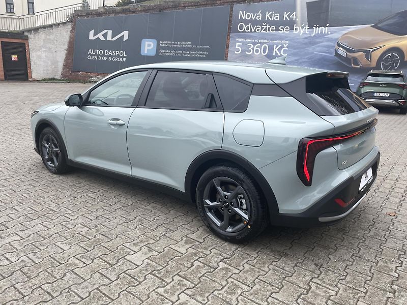 Kia K4 (2026) 1.0T-GDi MHEV 7DCT EXCLUSIVE - fotka 5 z 31