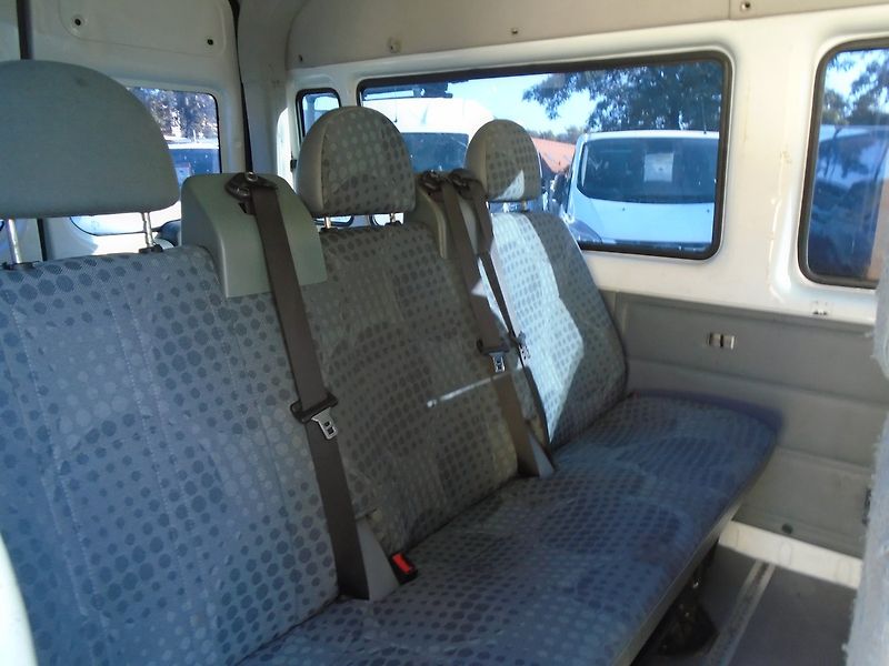 Ford Transit (2013) 2.2 TDCi L3H2 BUS 9 míst * - fotka 21 z 33