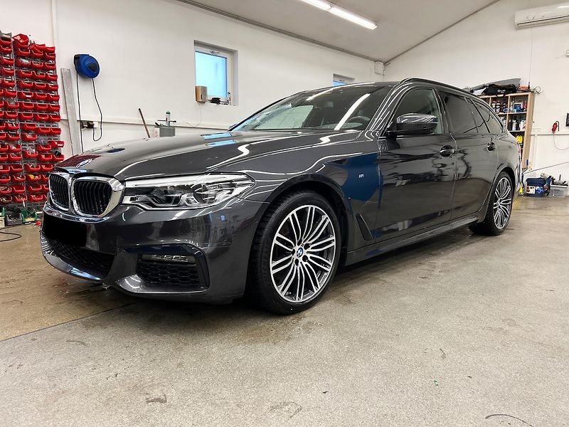 BMW Řada 5 530D XDRIVE M-SPORT 195kW - fotka 6 z 24