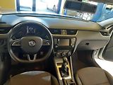 Škoda Octavia 2.0 TDI COMBI NAVI  - náhled 9