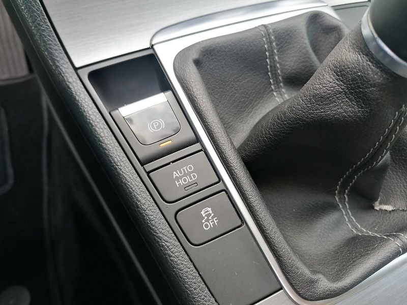 Volkswagen Passat (2015) 1.4 TSi LPG  Xenon - fotka 19 z 27