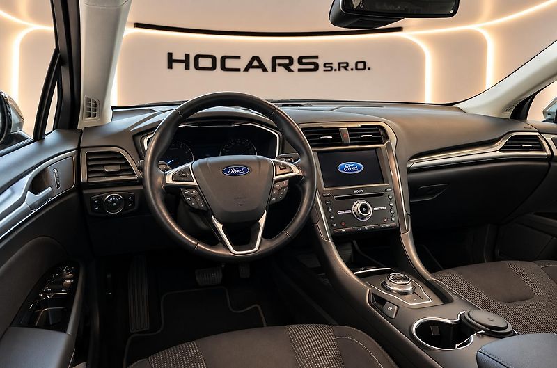 Ford Mondeo (2022) 2.0Eco*AUTO*KAMERA*TAŽNÉ*LED - fotka 5 z 10