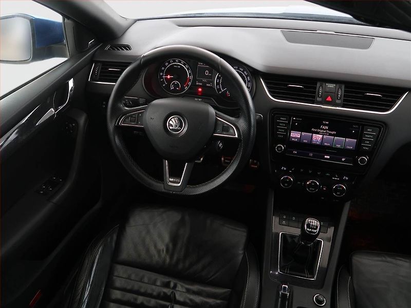 Škoda Octavia (2013) RS 2.0 TDI, Navi, Xenony - fotka 7 z 25