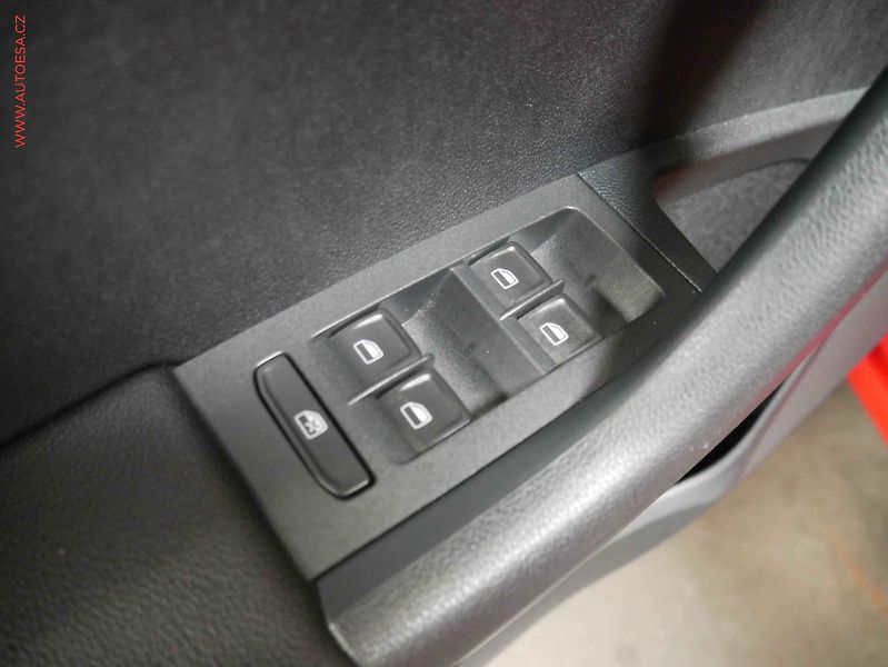 Škoda Octavia (2012) 1.4 TSI, ČR, Xenon, AC - fotka 21 z 23