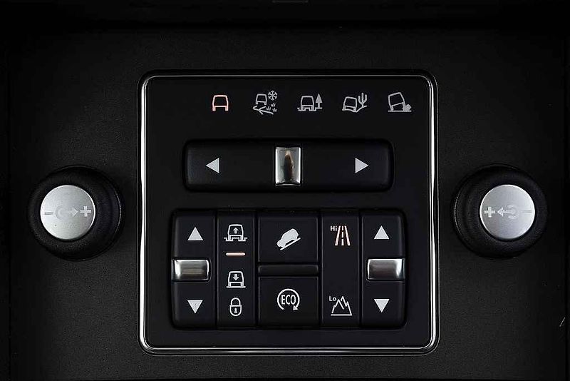 Land Rover Discovery.