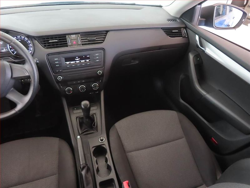 Škoda Octavia (2014) 1.6 TDI - fotka 8 z 13