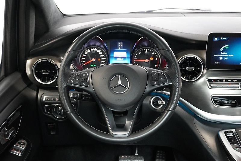 Mercedes-Benz Třídy V 300d4m,ČR,1.M,PANO,6xklim.seda - fotka 28 z 41