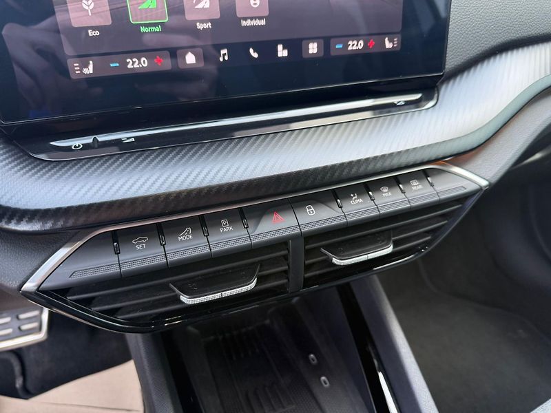 Škoda Octavia Sportline 2.0 TDI 110kw DSG Co - fotka 18 z 26