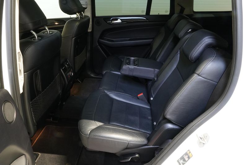 Mercedes-Benz GLS 350dAMG,ČR,NZ.TOP,TAŽNÉ,VZDUCH - fotka 21 z 35