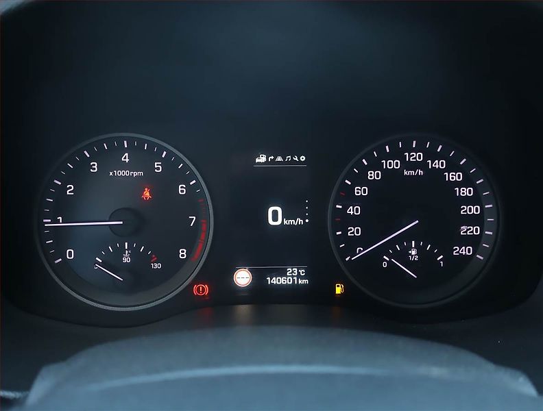 Hyundai Tucson (2016) 1.6 T-GDI, 4X4, Serv.kniha - fotka 11 z 22